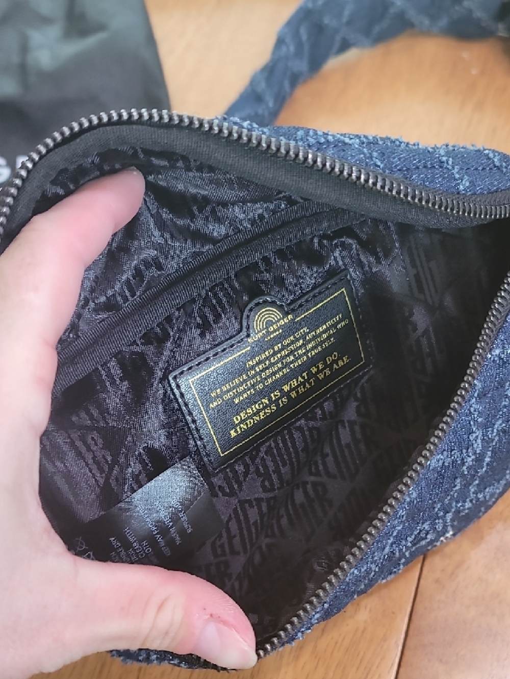 Kurt Geiger London Small Brixton Quilt Belt Bag - Picture 4 of 9